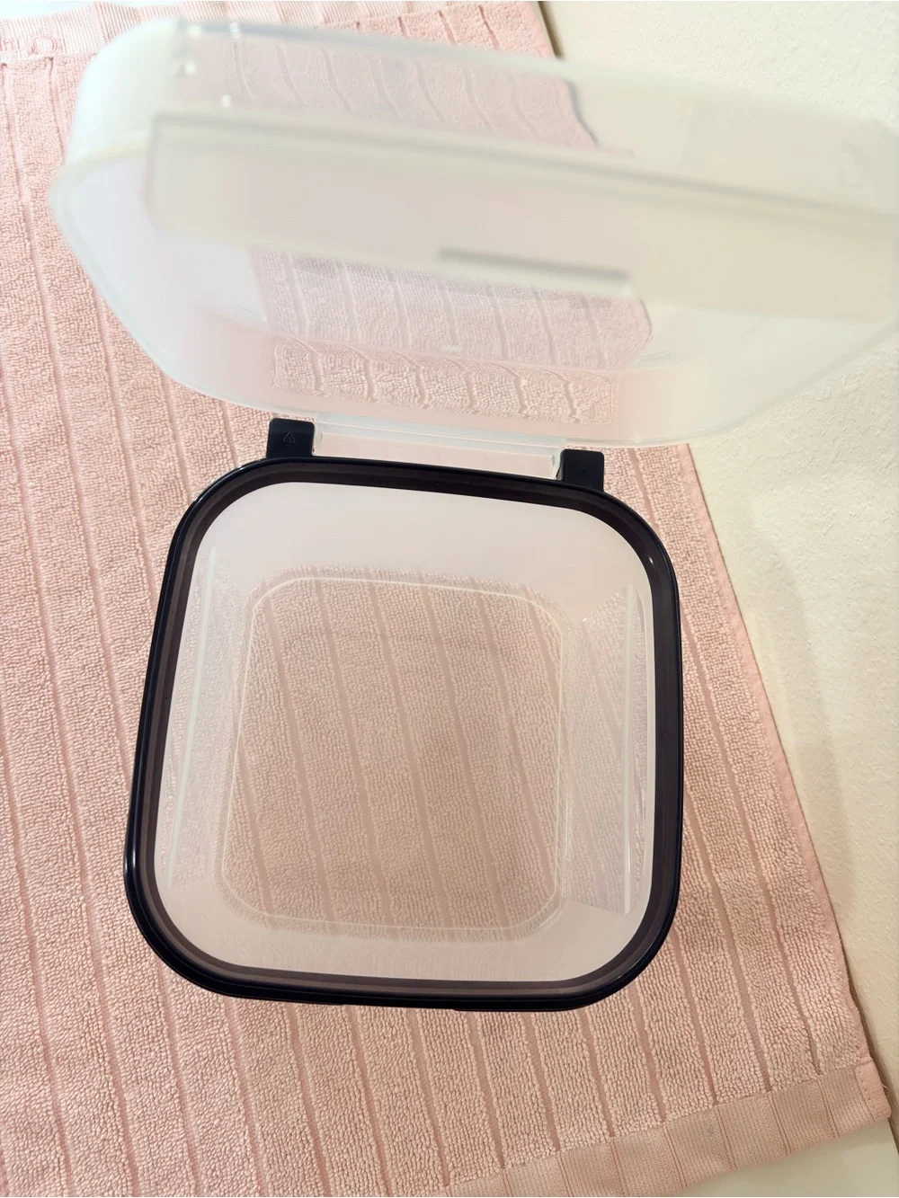 Tupperware Modular Mates Square Signature Line Container #2 Hinged Lid